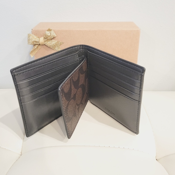 Coach Men's wallet and key chain - Picture 8 of 13